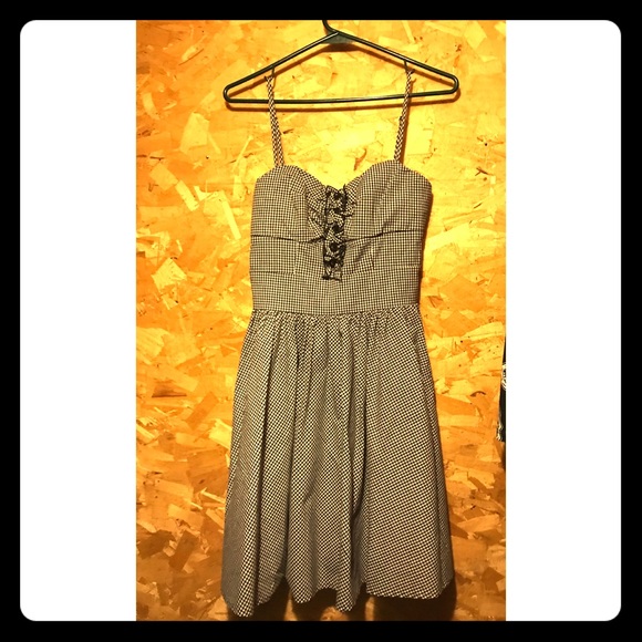 bebe Dresses & Skirts - Gorgeous Pinup Dress by BeBe!